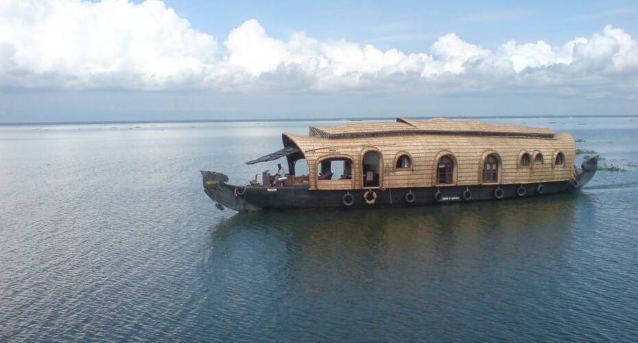 Marina Houseboat, Alleppey 2